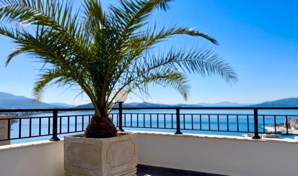 Teuta- Luxury Penthouse 200M2 Sarandë Exterior foto